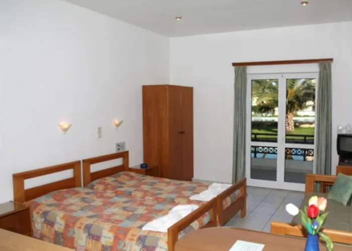 Aparthotel Marakis